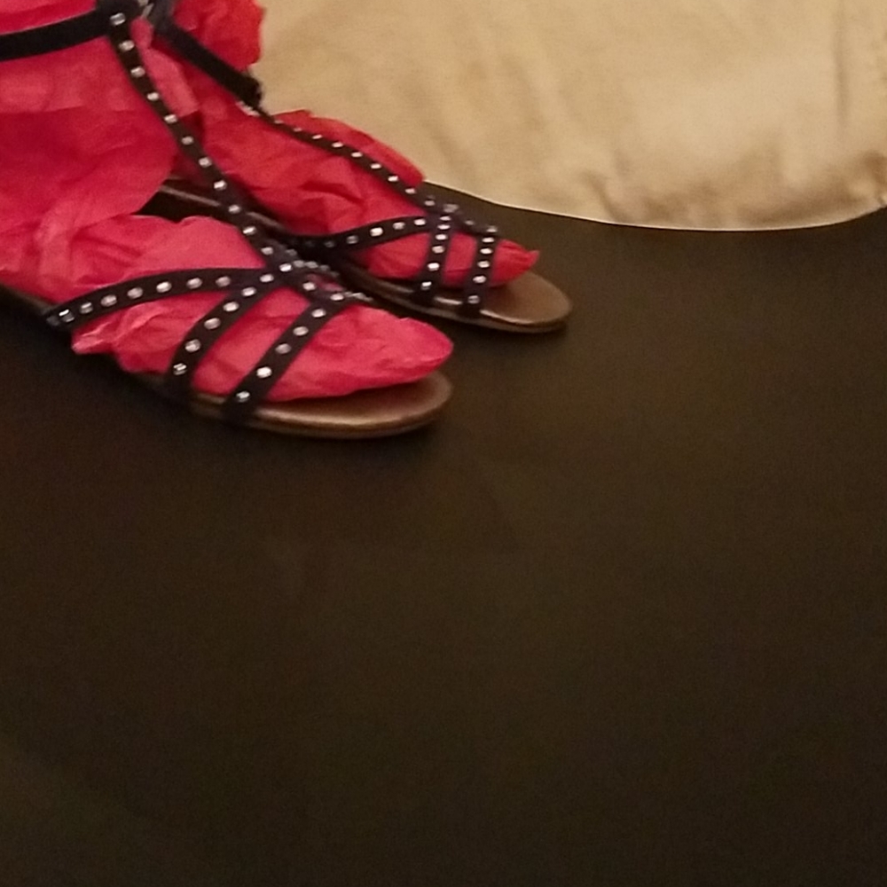 Shoes - Picture 3 of 3